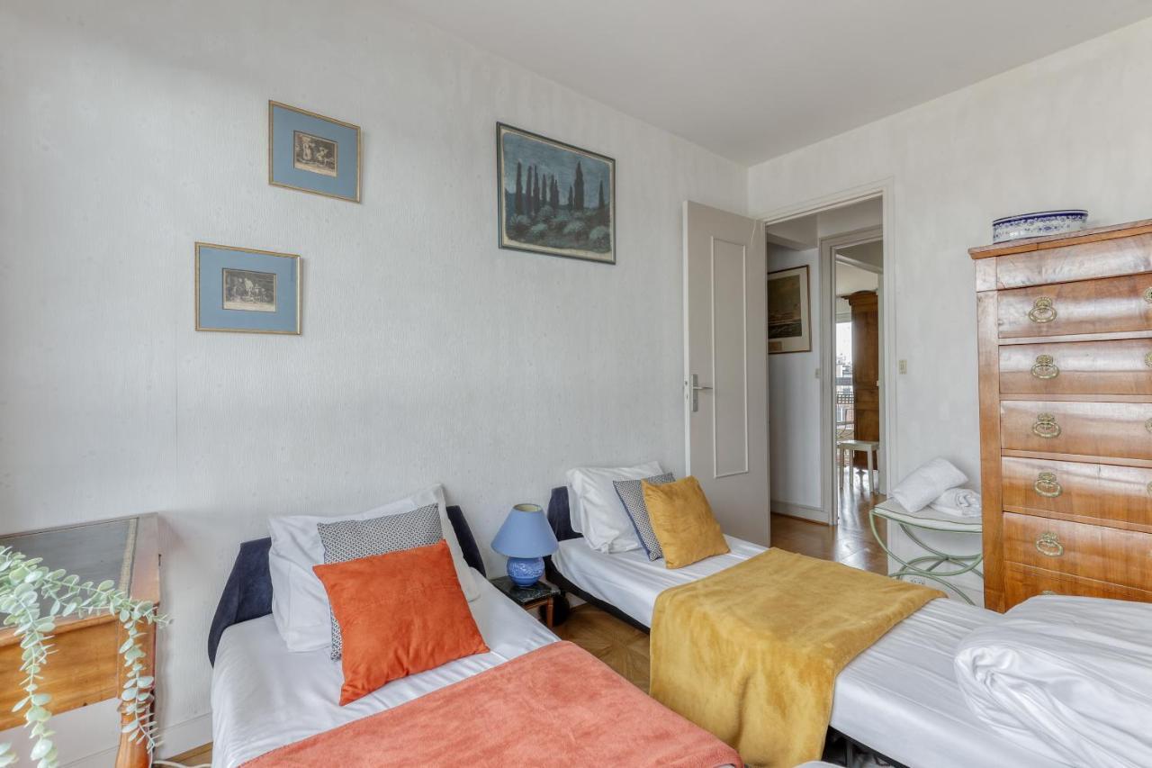 Large And Bright 2 Bdrs Flat With View - Paris 20 Apartman Kültér fotó